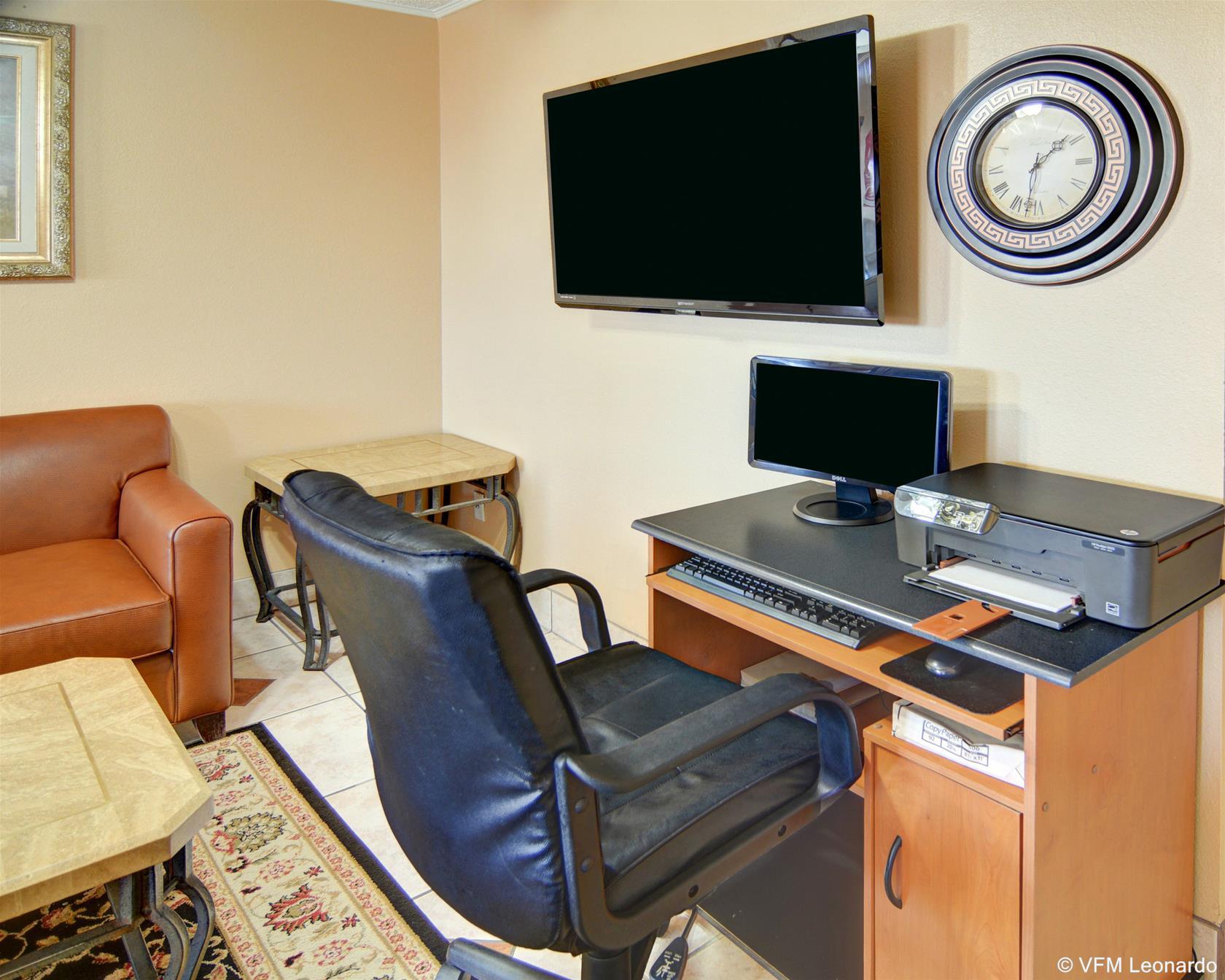 Super 8 By Wyndham Decatur Texas Hotel Екстериор снимка